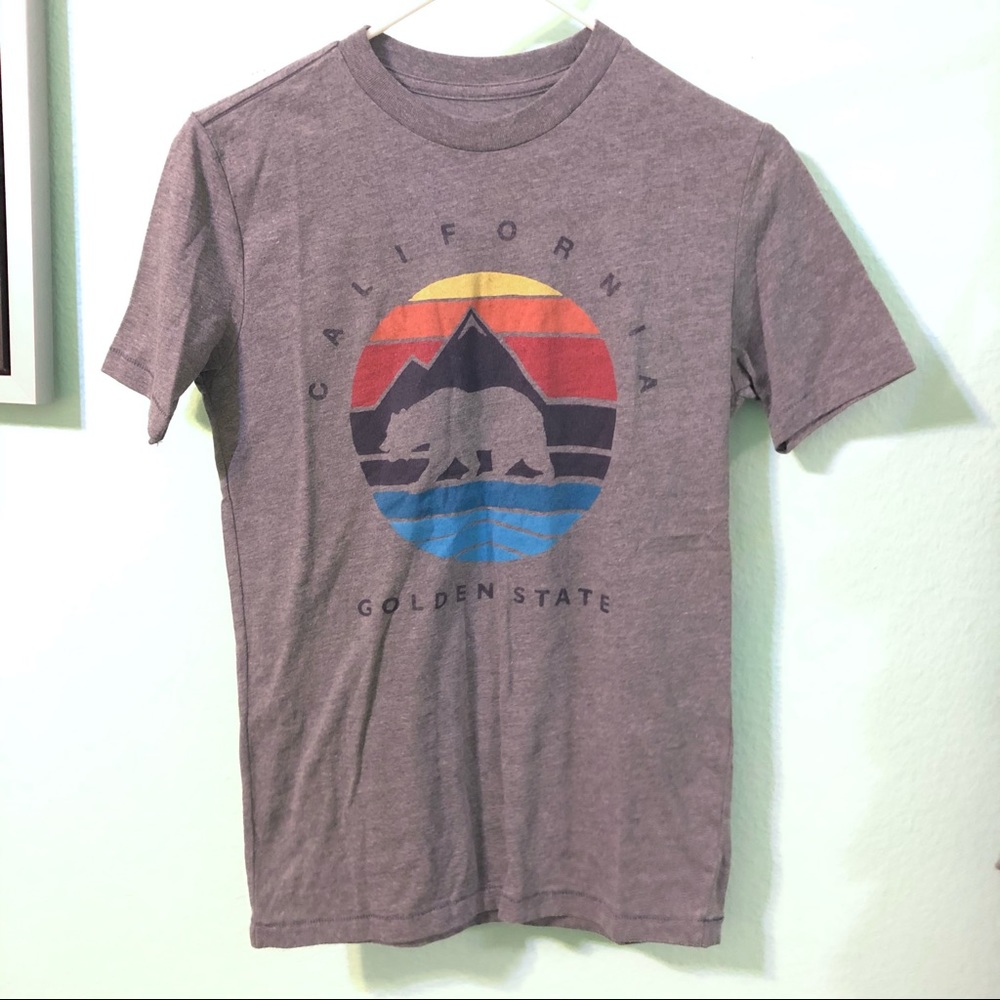 🧚🏽‍♀️3/$15 Aeropostale California Bear T-Shirt